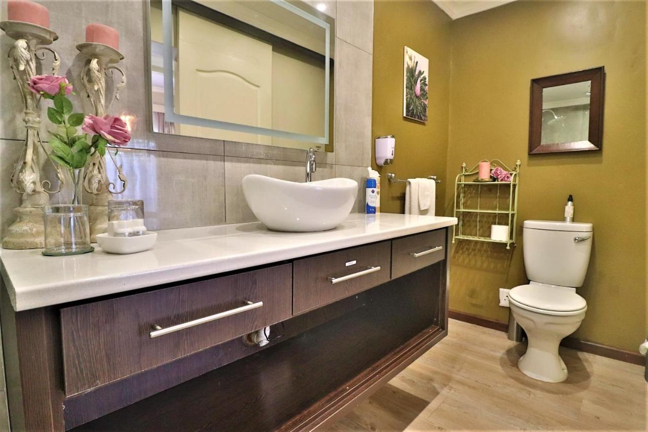 The Ranch Guesthouse Почефструм Экстерьер фото